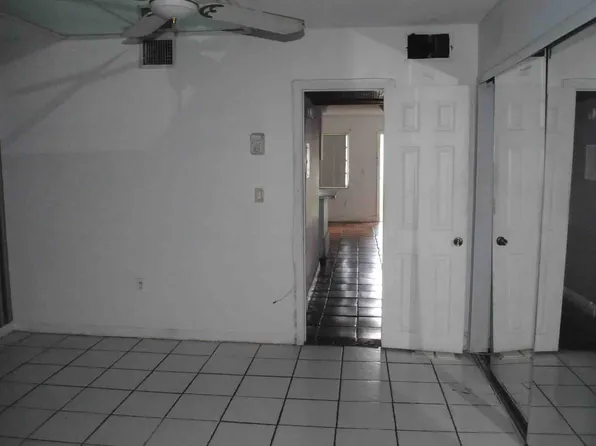 115 NE 202nd Ter #M12, Miami Gardens, FL 33179