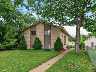 5326 Knox Ave N, Brooklyn Center, MN, 55430