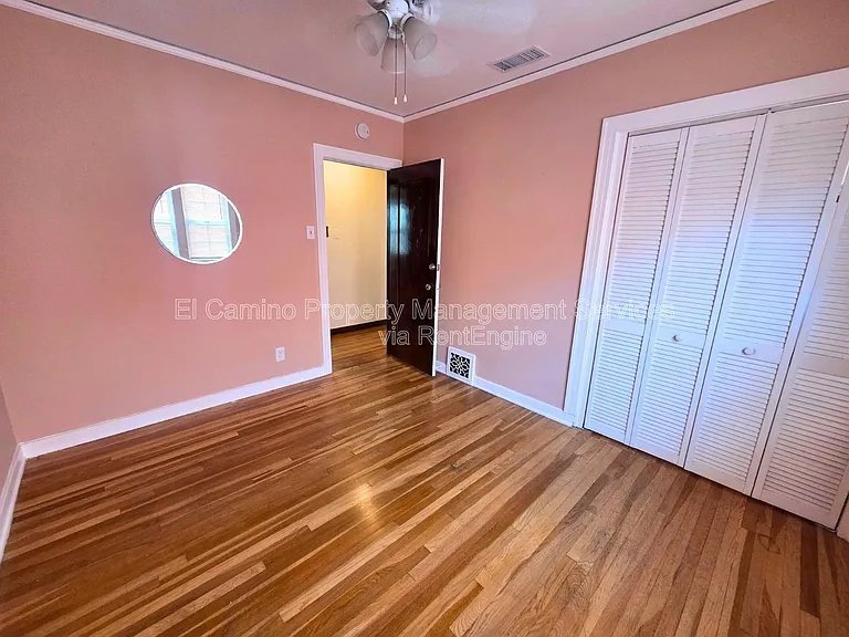 8446 California Ave #A — Photo 2