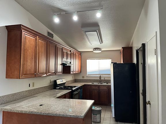 4th image of 7290 Hardtack Cir