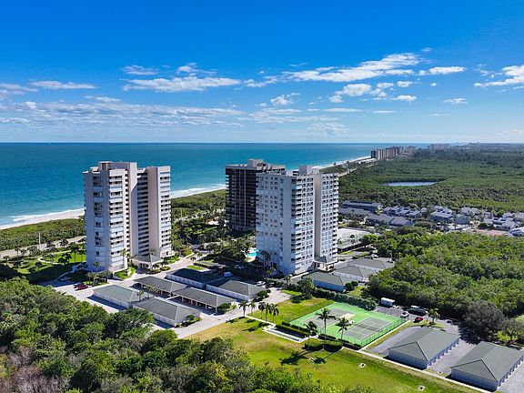 3rd image of 5051 N Highway A1a APT 8-2
