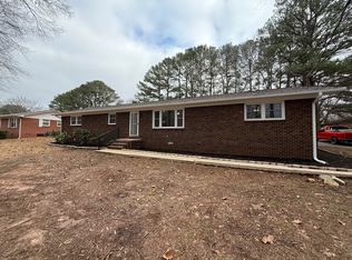 204 Orchard Ln, Winchester, TN 37398