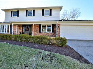 42215 Ladywood Dr, Northville, MI 48168