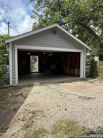 317 Blue Bonnet Blvd — Photo 18