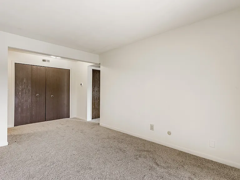 Bavarian Village Apartments — Photo 16