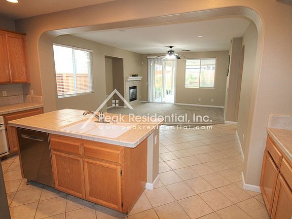 5th image of 1554 Sandmark Dr