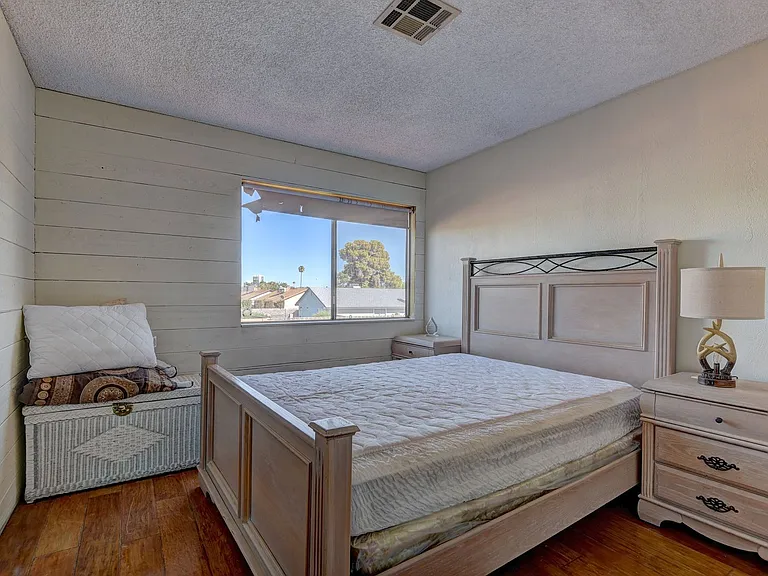 3751 El Camino Rd — Photo 22