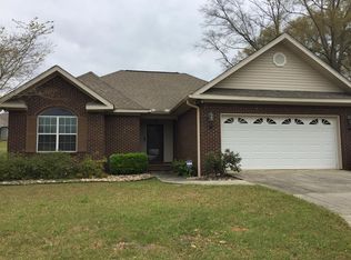 118 Meadows Ln, Troy, AL 36079