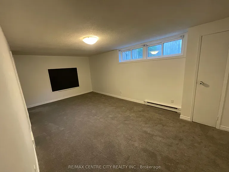 89 Highview Ave E #39 — Photo 18