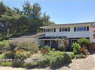 55 Lakeshore Cir, Sacramento, CA 95831