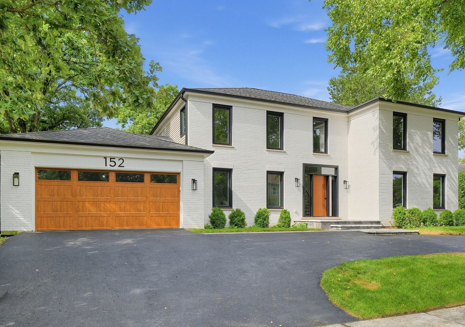 152 Oakmont Dr — Briarwood Country Club
