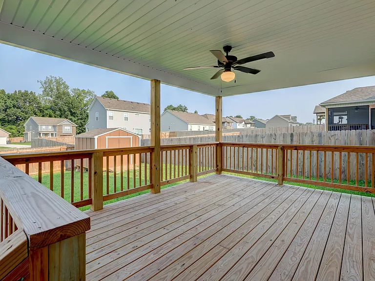 1385 Harmon Ln — Photo 26