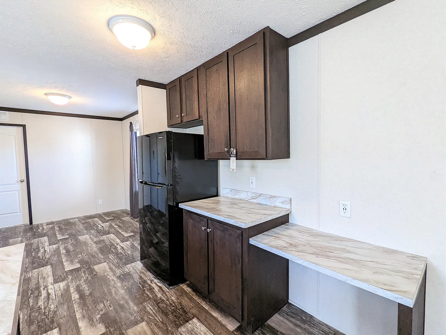 3 bed, 2.0 bath, $1,449 — Photo 4