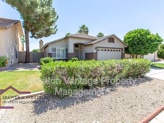 4th image of 3921 E Barbarita Ave