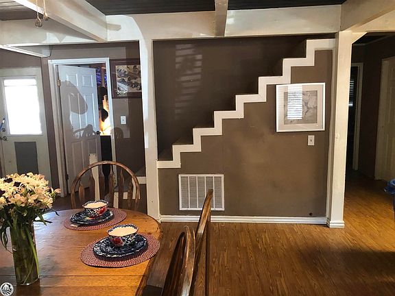4th image of 21437 Crystal Falls Dr