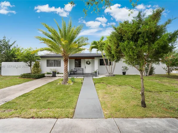 9771 Martinique Dr, Cutler Bay, FL 33189