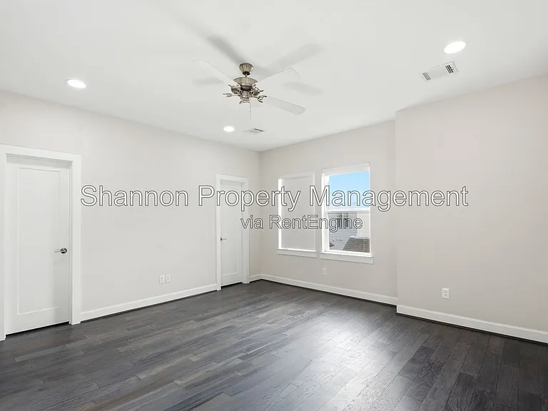 849 Fisher St #D — Photo 26