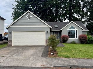37274 Rachael Dr, Sandy, OR 97055