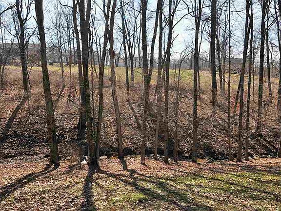 3rd image of 7118 Glade Ln