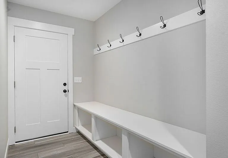 1120 N Clay Ave — Photo 18