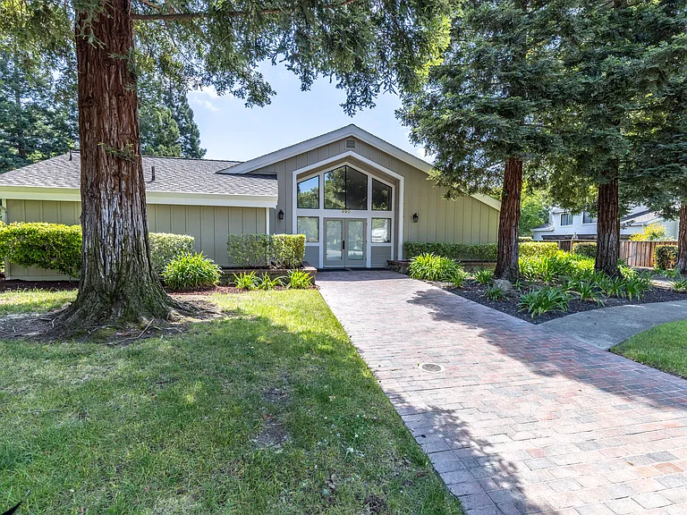1090 Shady Creek Pl — Photo 20