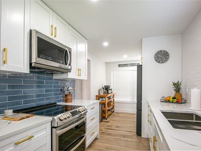 6150 NW 62nd St APT 101, Tamarac, FL, 33319