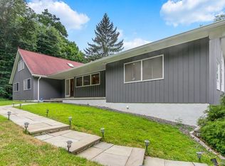 145 Crow Hill Path, Mount Kisco, NY 10549