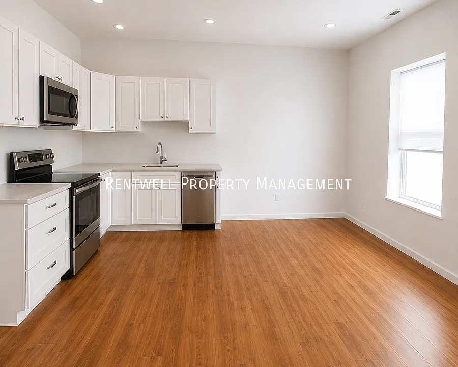 118 N 2nd Ave #2