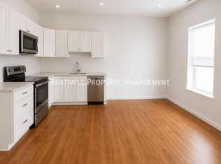118 N 2nd Ave #2, Coatesville, PA 19320