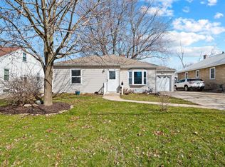 1613 Deckner Ave, Green Bay, WI 54302