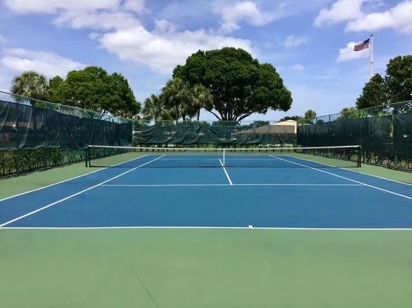5886 Golden Eagle Circle, Palm Beach Gardens, FL 33418