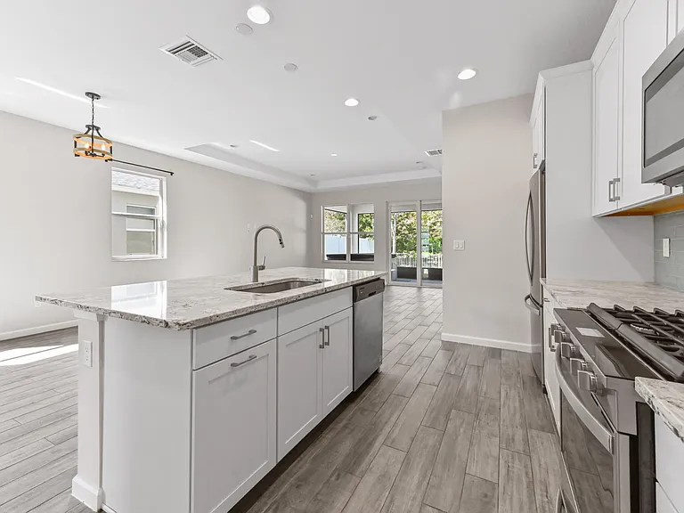 11381 SW Lyra Dr — Photo 8