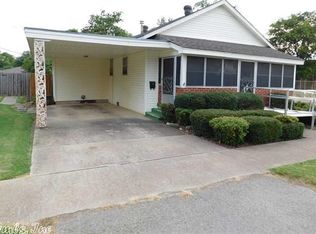 122 Locust Ave, Trumann, AR 72472