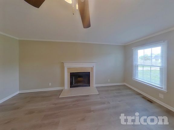 3rd image of 5235 W Calgary Rd