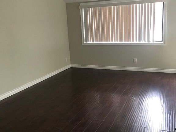 4th image of 27907 Tyler Ln Unit 716