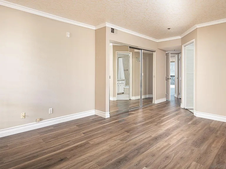 2424 Front St #19 — Photo 34