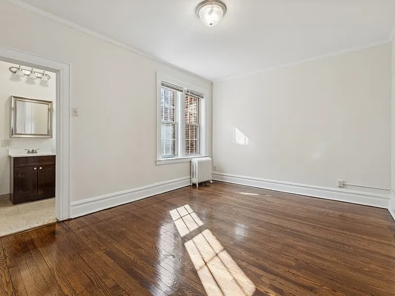 68-70 Park Avenue Apartments — Photo 10