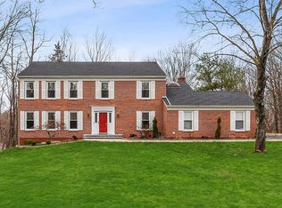 23 Edgewood Rd, Branchburg, NJ 08853