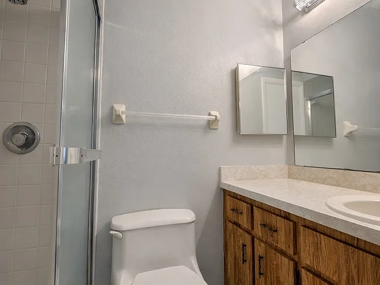 11511 Grove Ln — Photo 10