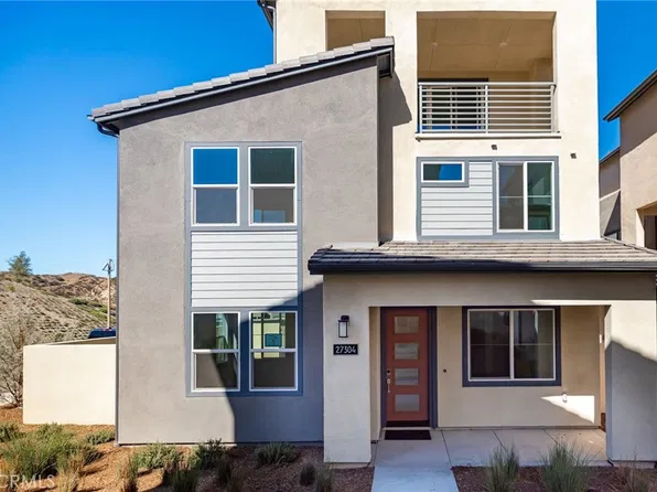 27304 Bear Paw Ln, Valencia, CA 91355