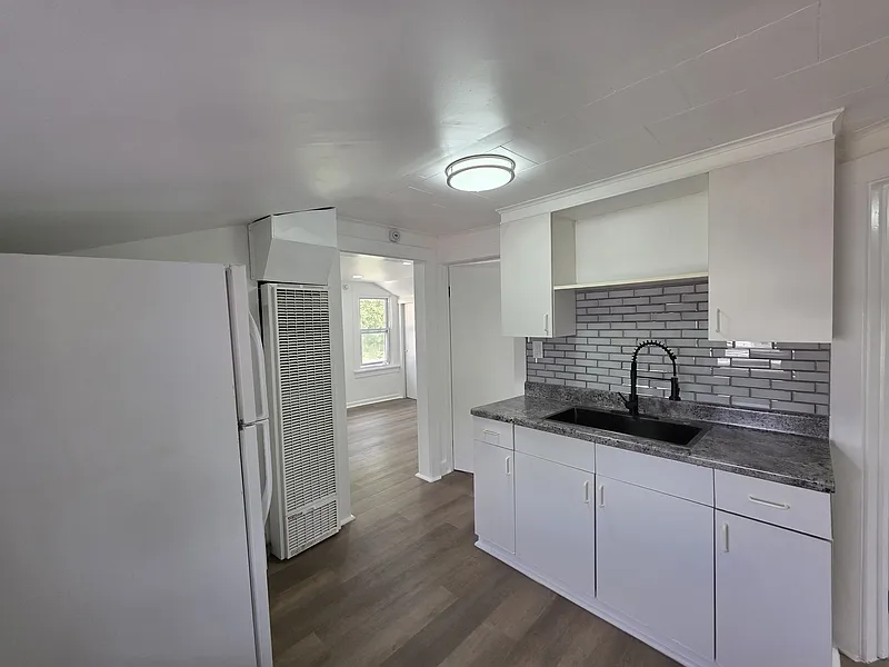 2 bed, 1.0 bath, 600 sqft, $1,100 — Photo 4