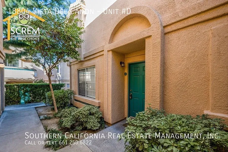 Two Bedroom Townhome in Gated Community in Newhall — Photo 2