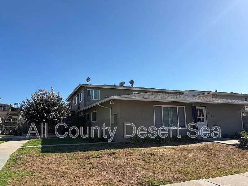 2 bed, 2.0 bath, 1010 sqft, $2,750 — Photo 1