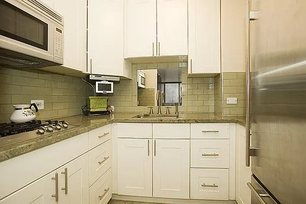 Sold by Platinum Properties | media 6