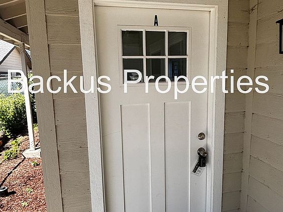 3rd image of 411 Church St #A