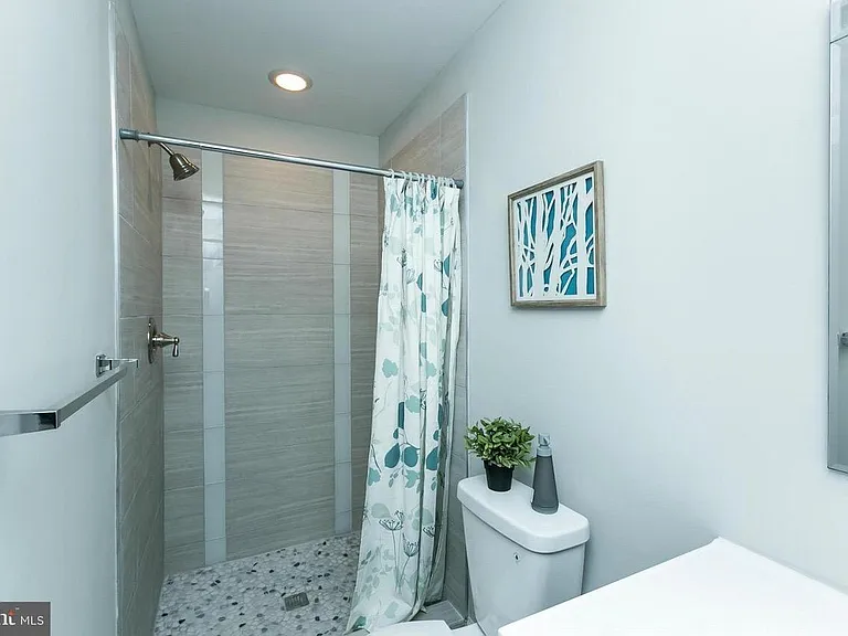 1731 Patapsco St — Photo 20