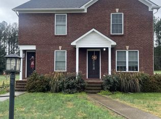 102 Horseshoe Bend Rd E, Leoma, TN 38468