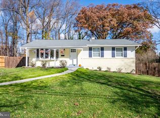 4216 Landgreen St, Rockville, MD 20853