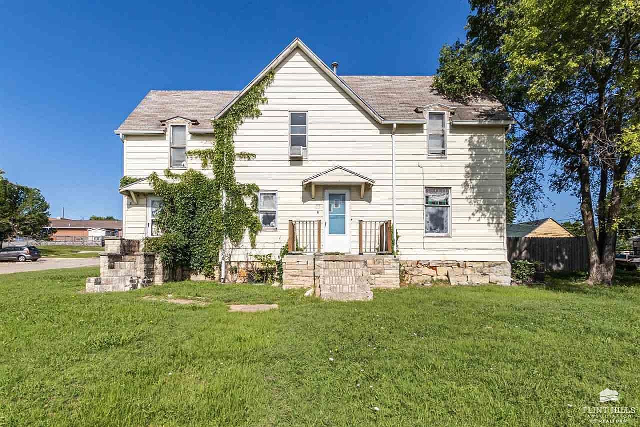 215 S Factory St, Enterprise, KS 67441 MLS 20231589 Zillow