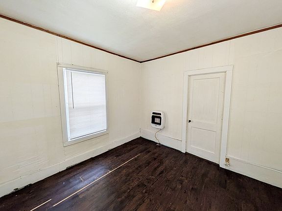 4th image of 810 Peach Ave